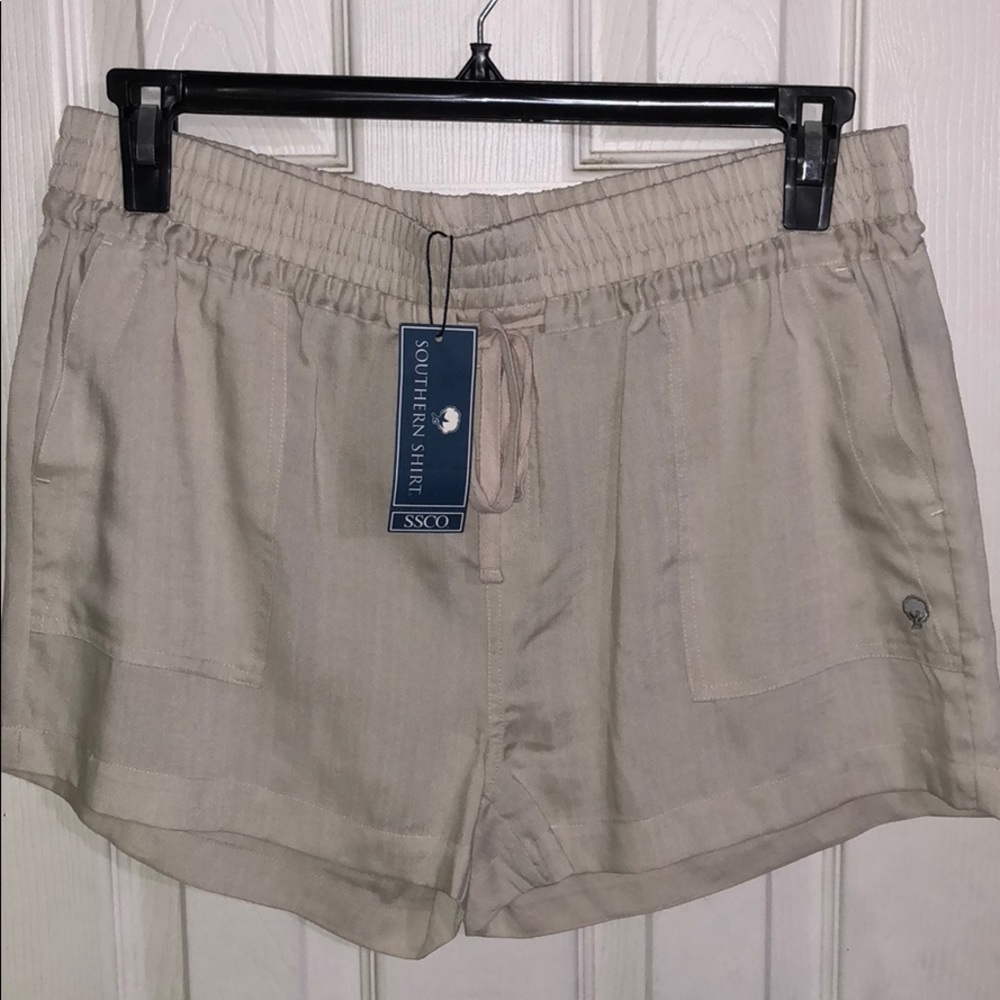 Southern Shirt shorts